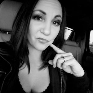 Meet your Posher, Salena